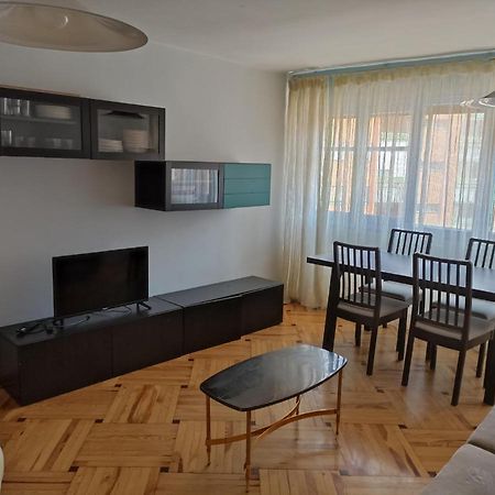 San Julian Apartment บูร์โกส ภายนอก รูปภาพ